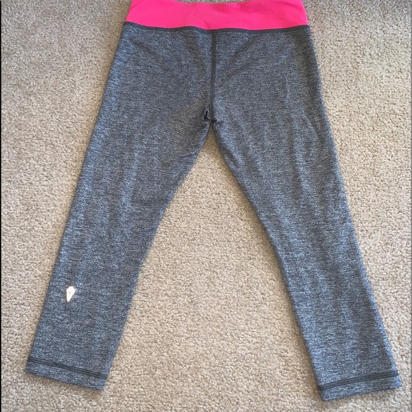 Ivivva Cropped Leggings - Picture 2 of 2